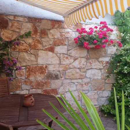 Val Rovinj
